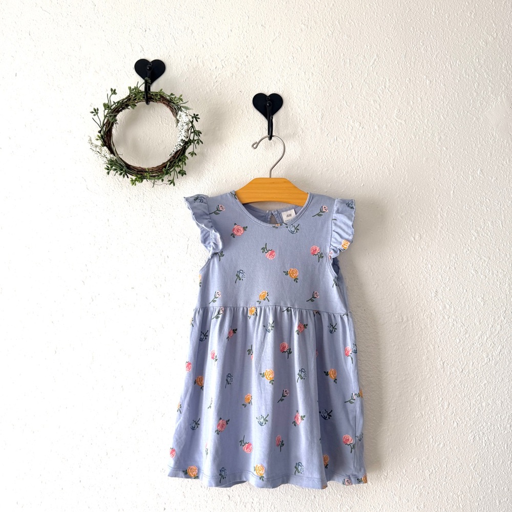 H&M Baby Girl Light Blue Rose Print Dress 12–18 Months - Picture 2 of 4